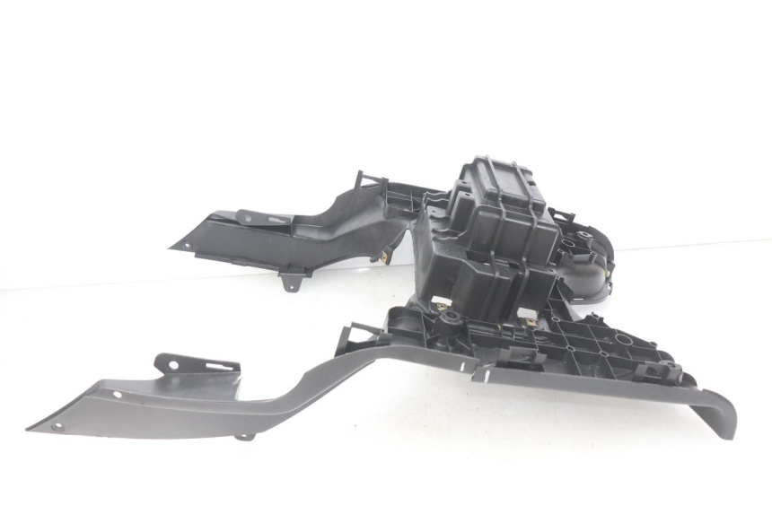 photo de FLOOR PANEL PEUGEOT TWEET ACTIVE 4T 50 (2018 - 2022) - Zoom on usage condition