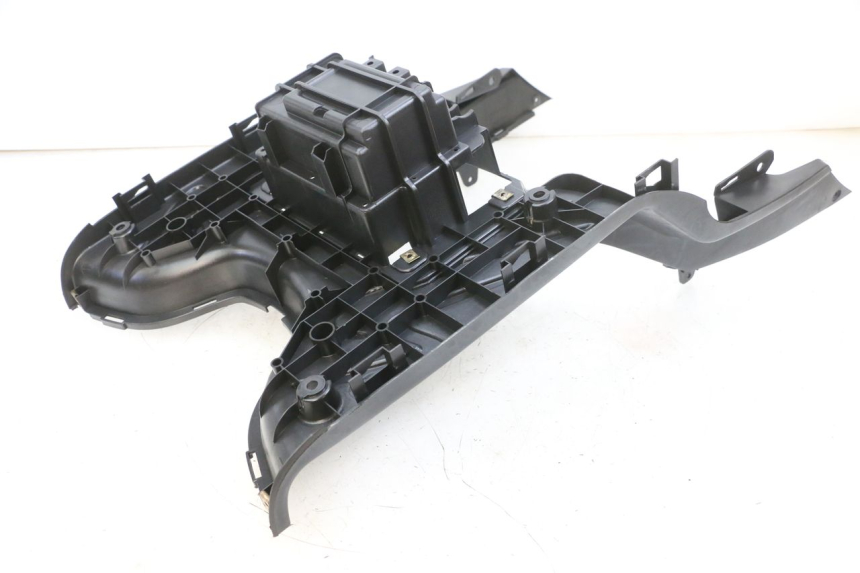 photo de FLOOR PANEL PEUGEOT TWEET PRO EFI 4T 50 (2021 - 2022) - Component detail