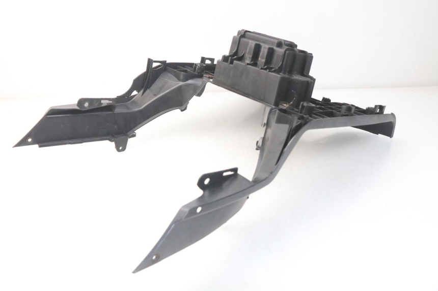 photo de FLOOR PANEL PEUGEOT TWEET 125 (2010 - 2017) - Component detail