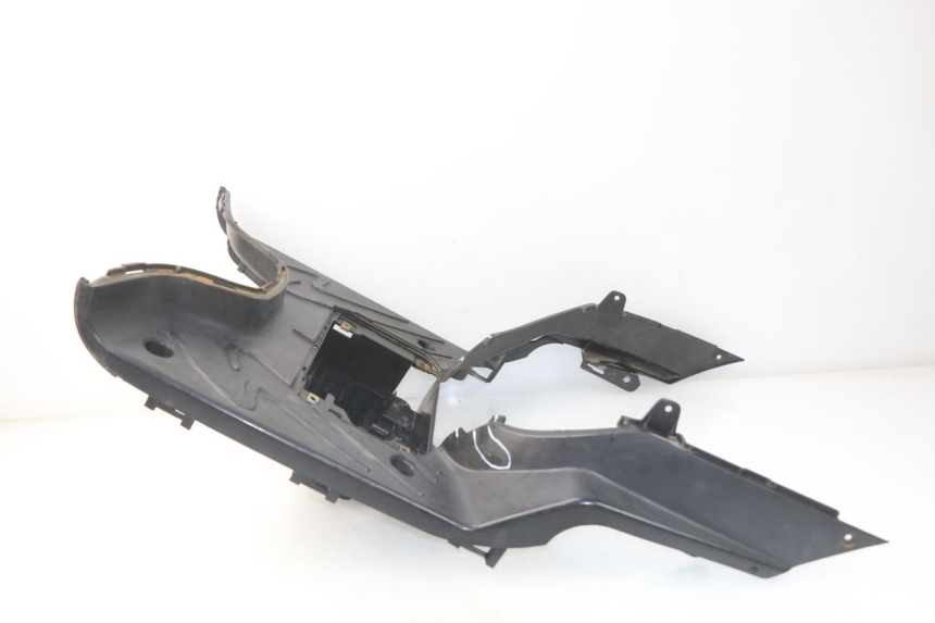 photo de FLOOR PANEL PEUGEOT TWEET 125 (2010 - 2017) - Product overview