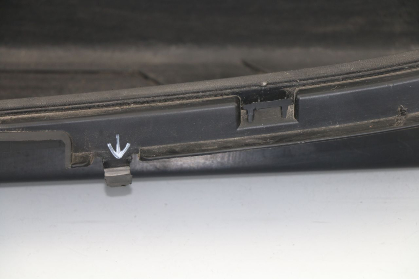 photo de FLOOR PANEL RENAULT TWIZY 45 (2012 - 2019) - Fixing points details