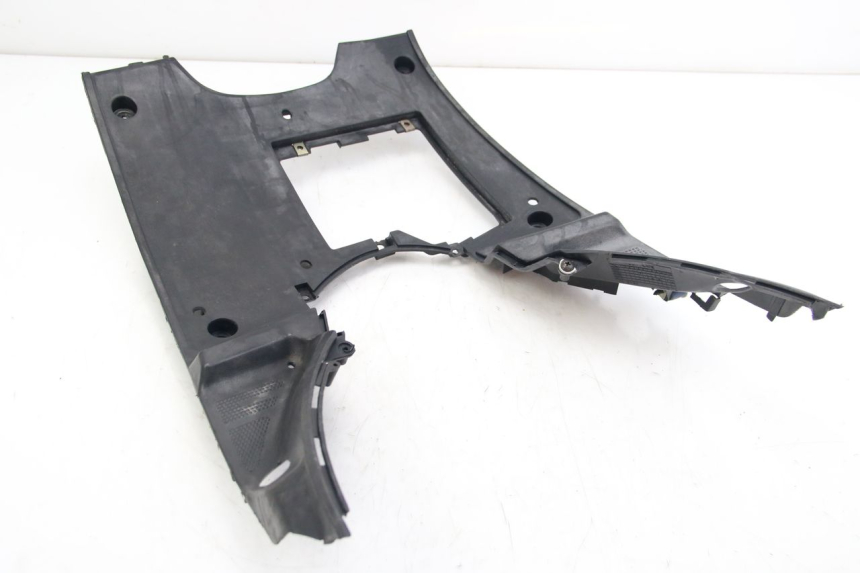 photo de FOOTREST PEUGEOT V-CLIC VCLIC 50 (2007 - 2013) - Surface and material condition