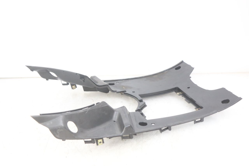 photo de FOOTREST PEUGEOT V-CLIC VCLIC 50 (2007 - 2013) - Technical close-up