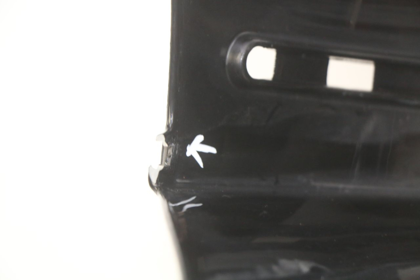 photo de FLOOR PANEL PIAGGIO VESPA GTS SUPER IE 125 (2009 - 2016) - Additional view of the item