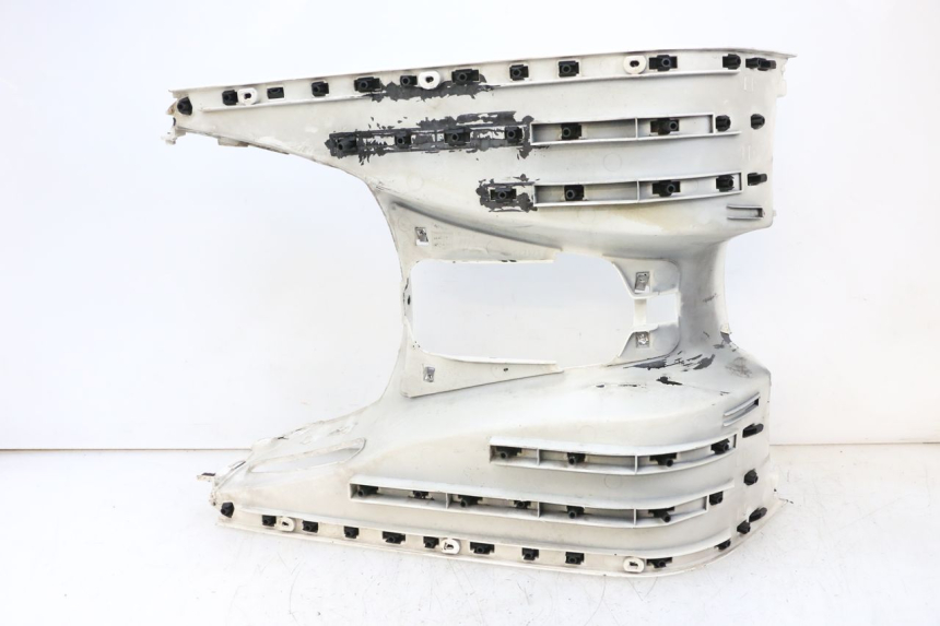 photo de FLOOR PANEL PIAGGIO VESPA GTS SUPER IE 125 (2009 - 2016) - Product overview