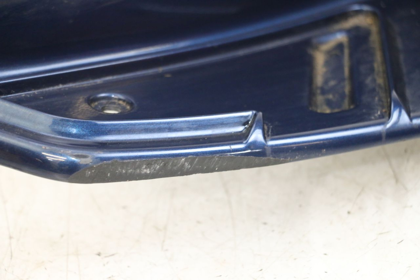 photo de FLOOR PANEL PIAGGIO VESPA LX 125 (2005 - 2010) - Surface and material condition