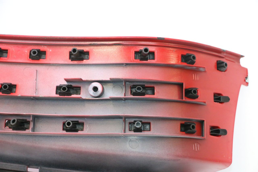photo de FOOTREST PIAGGIO VESPA S 2T 50 (2007 - 2014) - Distinctive features