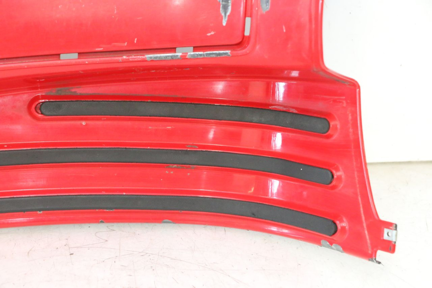 photo de FOOTREST PIAGGIO VESPA S 2T 50 (2007 - 2014) - Technical close-up