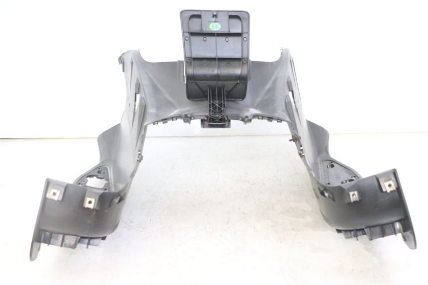 photo de FOOTREST YAMAHA X-MAX XMAX 125 (2010 - 2013) - Distinctive features