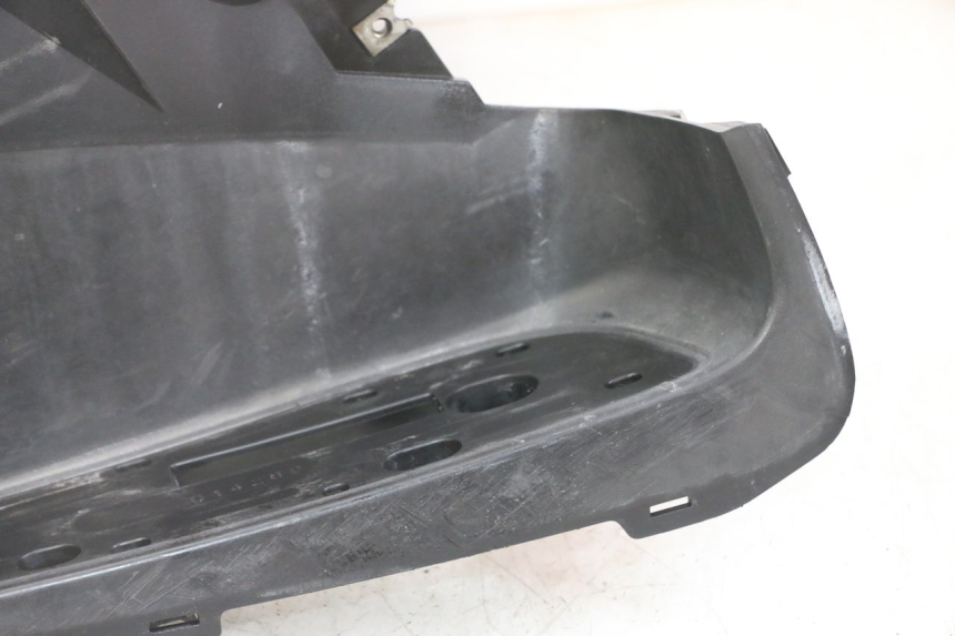 photo de FOOTREST YAMAHA X-MAX XMAX 125 (2010 - 2013) - High-resolution close-up