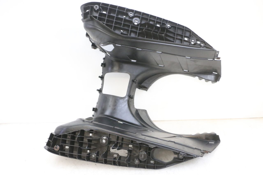 photo de FOOTREST YAMAHA XMAX X-MAX 125 (2006 - 2009) - Product overview