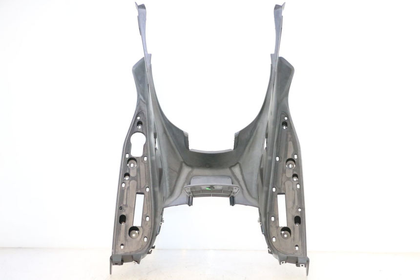 photo de FOOTREST YAMAHA X-MAX XMAX 125 (2010 - 2013) - Technical close-up
