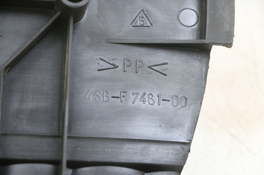 photo de FLOOR PANEL YAMAHA BW'S NG NEXT GENERATION 50 (1996 - 2003) - Component detail