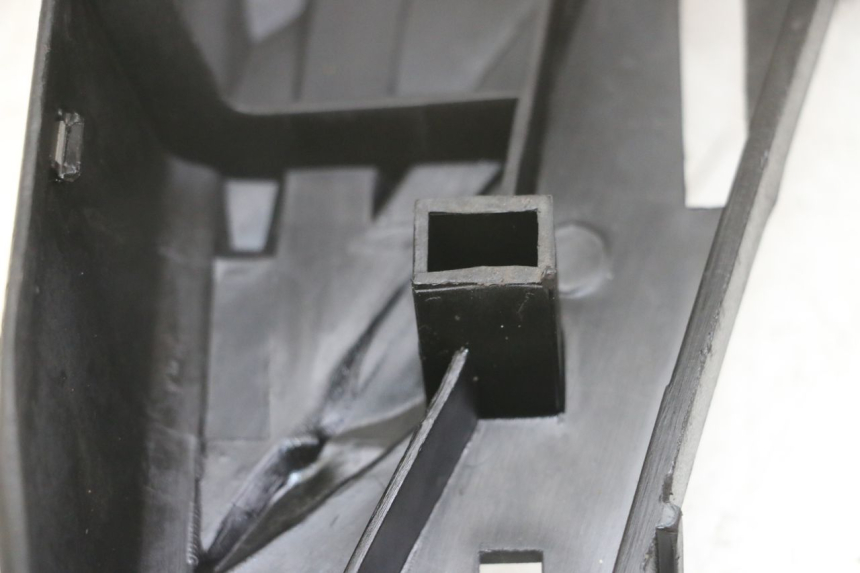 photo de FLOOR PANEL YAMAHA BW'S NG NEXT GENERATION 50 (1996 - 2003) - Alternative perspective