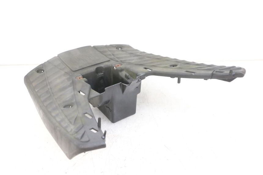 photo de FLOOR PANEL YAMAHA BW'S NG NEXT GENERATION 50 (1996 - 2003) - Surface and material condition