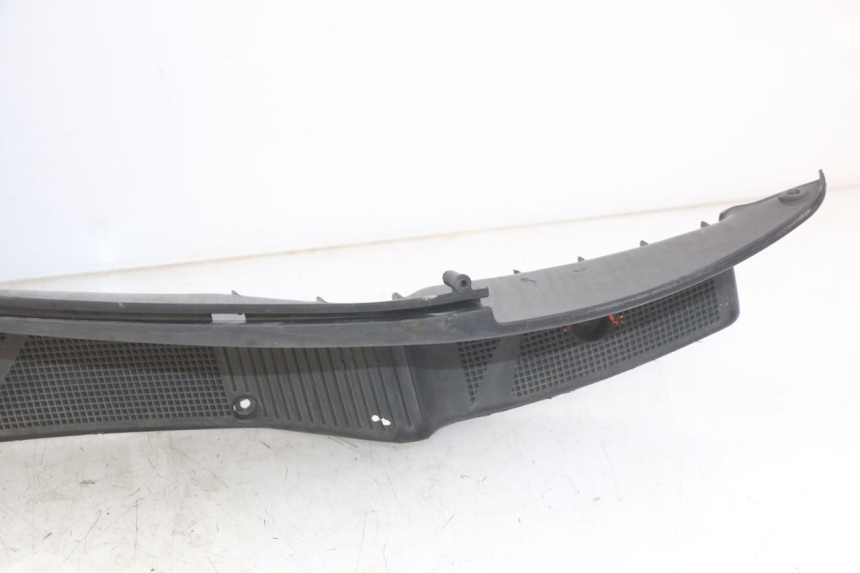 photo de FOOTREST YAMAHA YP MAJESTY 125 (1998 - 2001) - Component zoom