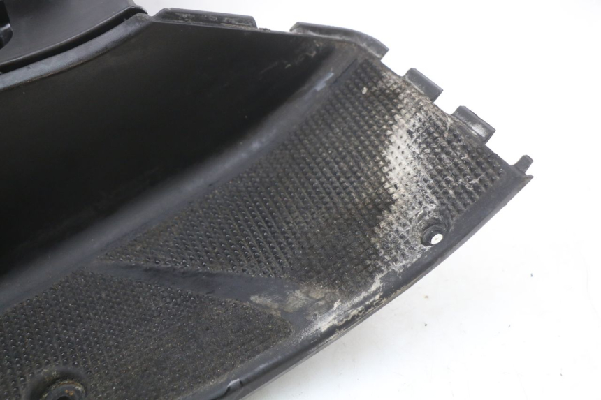 photo de FLOOR PANEL YAMAHA YP MAJESTY 125 (2002 - 2006) - Alternative perspective