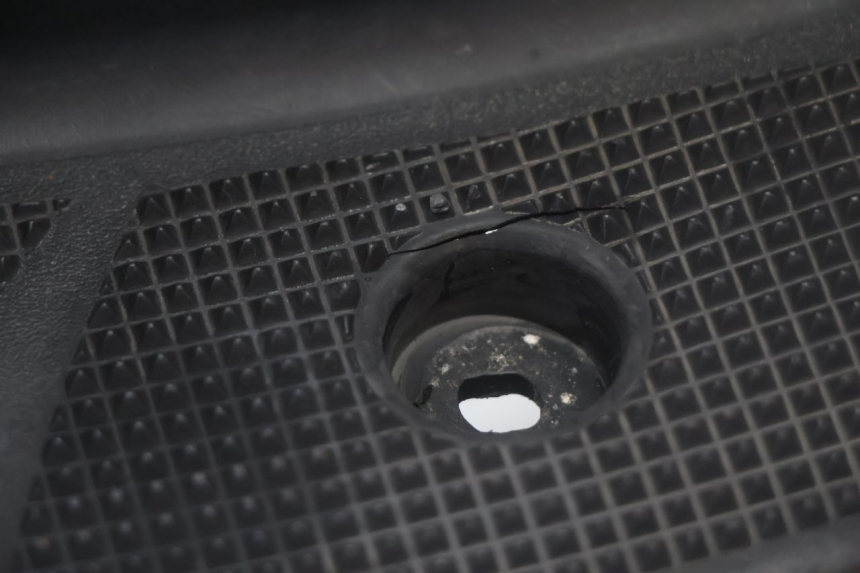 photo de FLOOR PANEL YAMAHA YP MAJESTY 125 (2007 - 2010) - Product overview