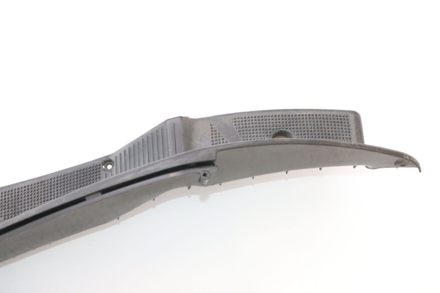 photo de FLOOR PANEL YAMAHA YP MAJESTY 125 (2002 - 2006) - Focus on structure