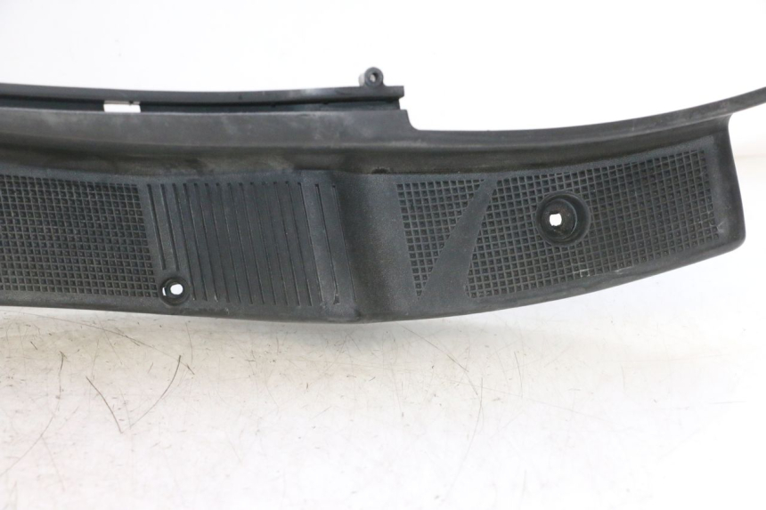 photo de FLOOR PANEL YAMAHA YP MAJESTY 125 (2002 - 2006) - Alternative angle