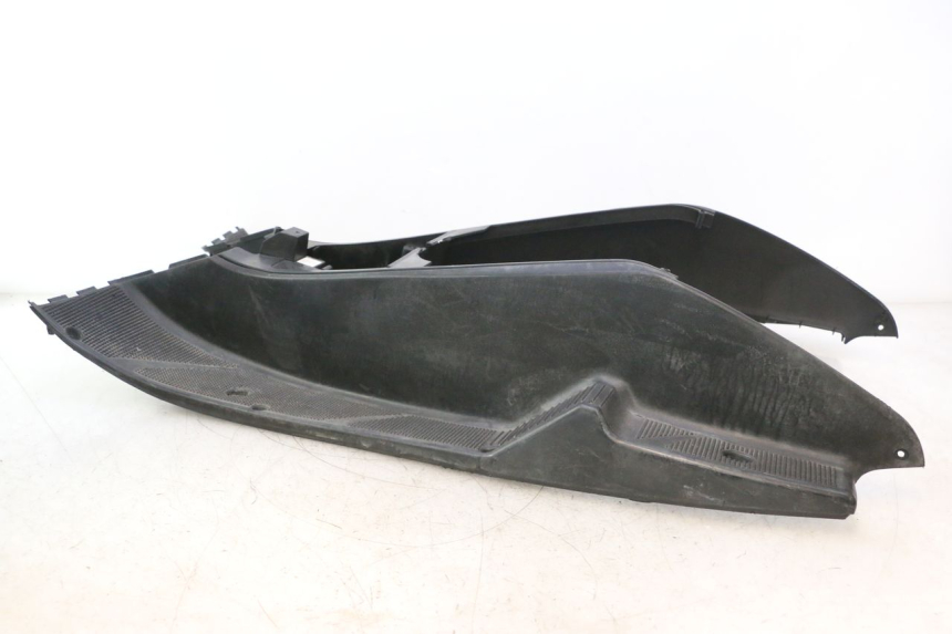 photo de FLOOR PANEL YAMAHA YP MAJESTY 125 (2002 - 2006) - Markings and original references