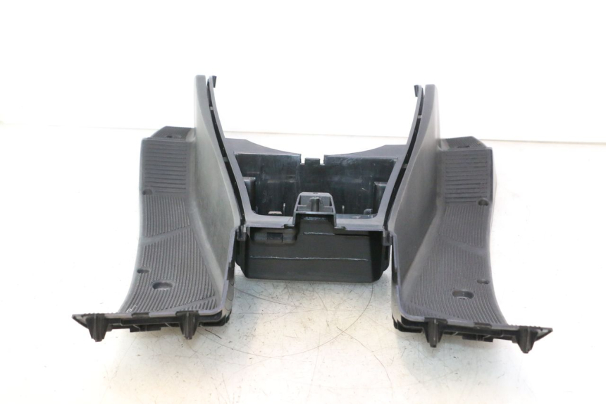 photo de FLOOR PANEL YAMAHA YP MAJESTY 125 (2002 - 2006) - Component zoom