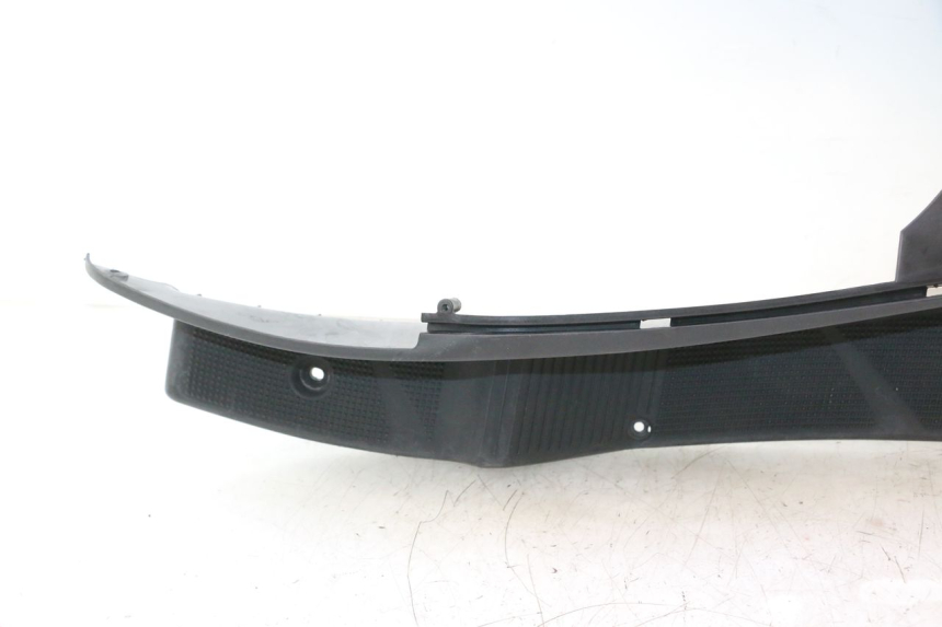 photo de FLOOR PANEL YAMAHA YP MAJESTY 125 (2002 - 2006) - Alternative perspective