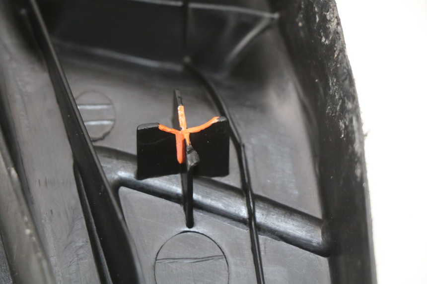 photo de FOOTREST PIAGGIO ZIP 2T 50 (2009 - 2019) - Checked used part