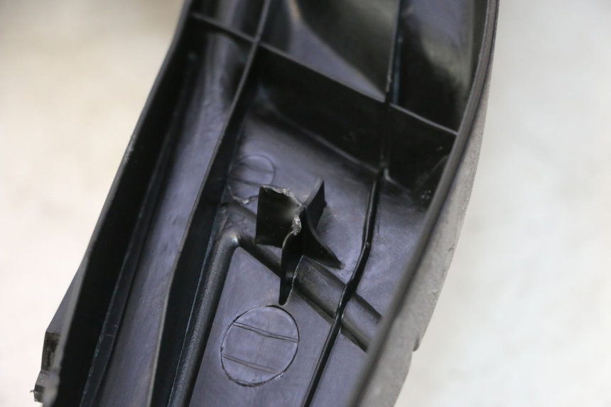 photo de FOOTREST PIAGGIO ZIP 2T 50 (2009 - 2019) - Zoom on usage condition