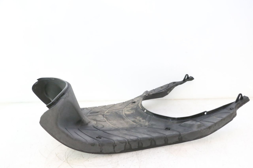 photo de FOOTREST PIAGGIO ZIP 2T 50 (2009 - 2019) - Fixing points details