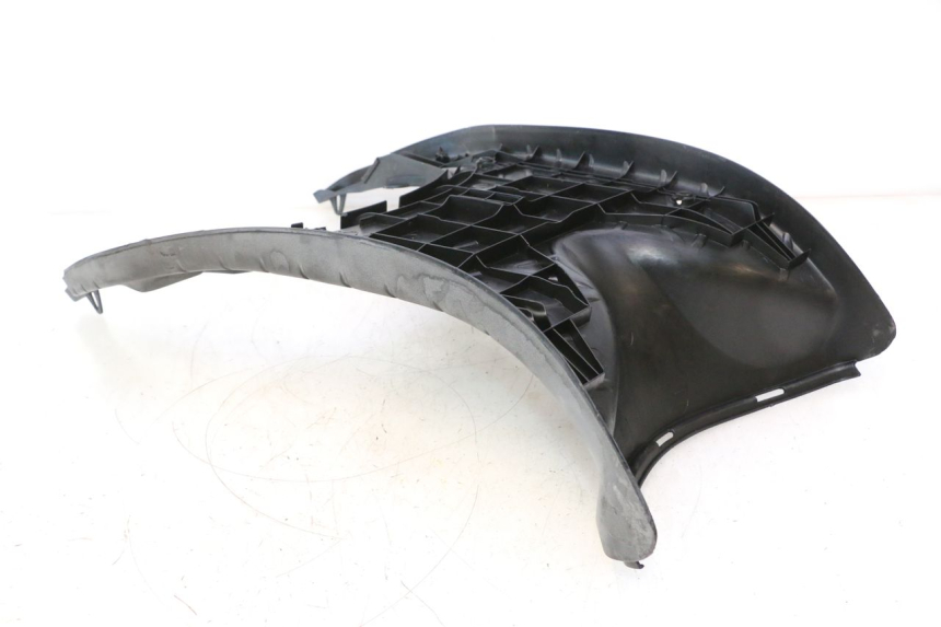 photo de FLOOR PANEL PIAGGIO ZIP IGET 4T 50 (2021 - 2023) - Technical close-up