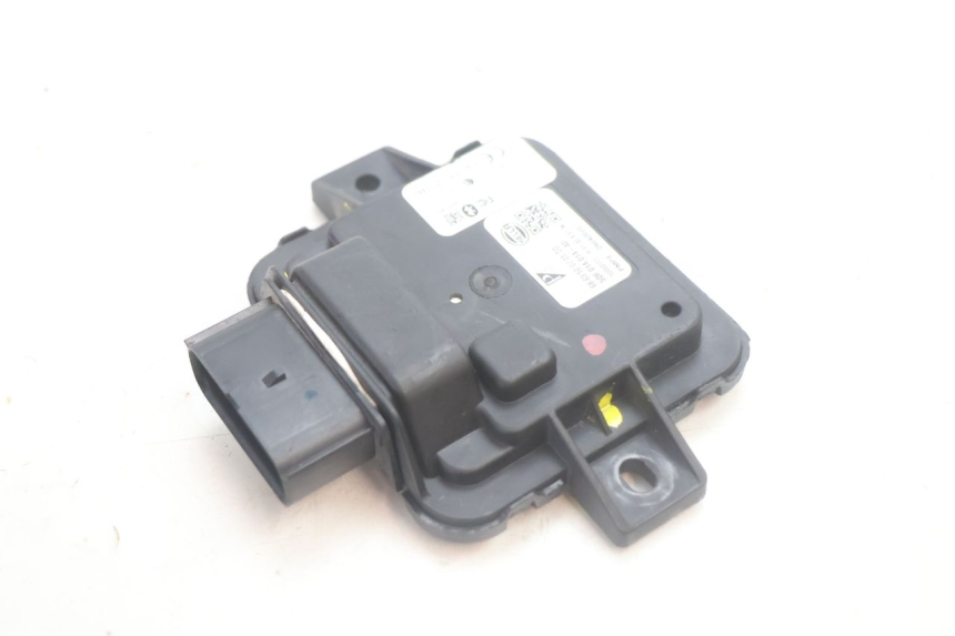photo de INTERFACE MODULE PIAGGIO MP3 HPE 530 (2022 - 2026) - Component detail