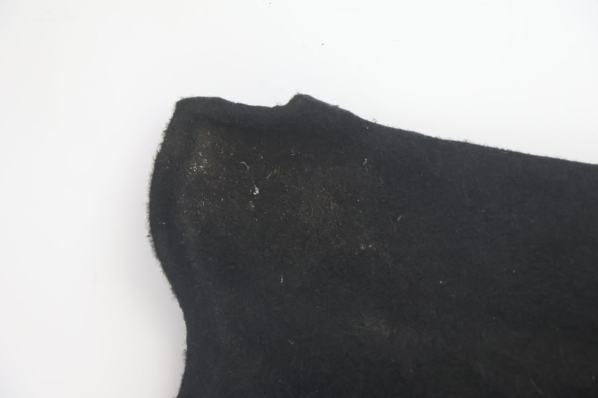 photo de UNDERSEAT CARPET HONDA FJS SILVER WING SILVERWING 400 (2005 - 2008) - Zoom on usage condition