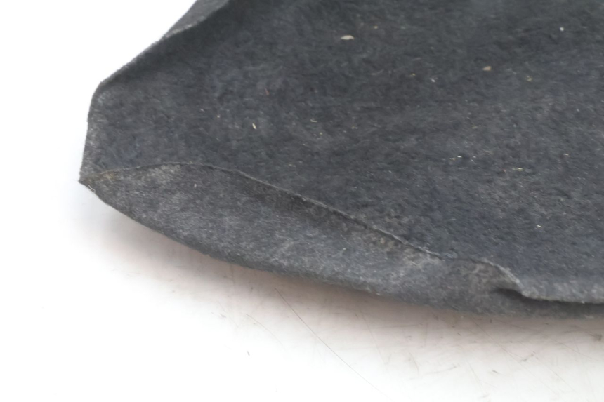 photo de UNDERSEAT CARPET PIAGGIO MP3 500 (2016 - 2018) - Alternative perspective