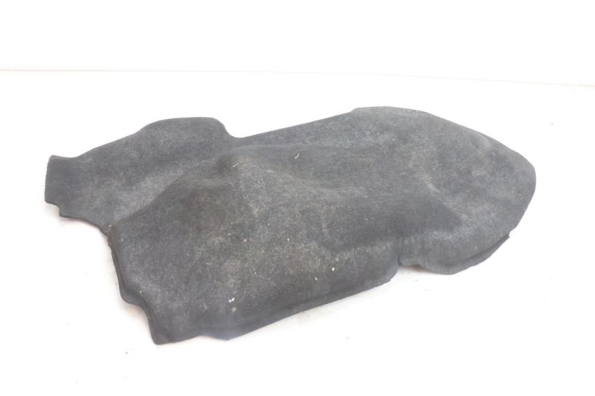 photo de UNDERSEAT CARPET PIAGGIO MP3 500 (2016 - 2018) - Fixing points details