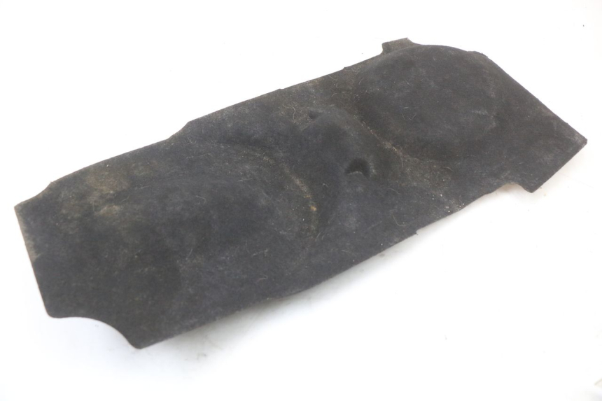 photo de UNDERSEAT CARPET DAELIM S3 125 (2010 - 2017) - Alternative perspective