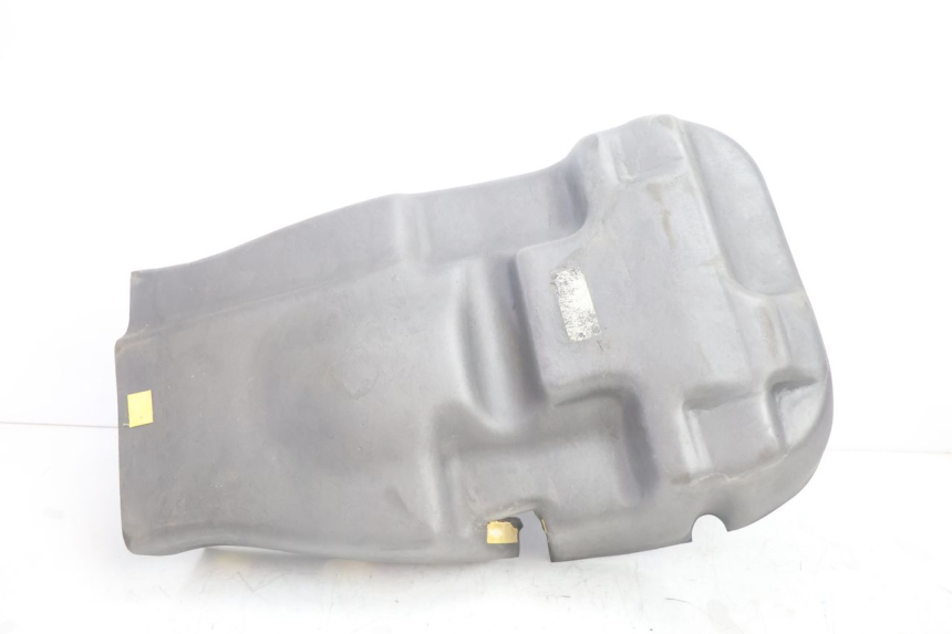 photo de UNDERSEAT CARPET PEUGEOT SATELIS 125 (2013 - 2018) - Technical close-up