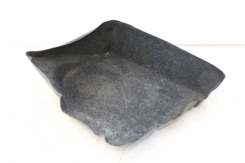 photo de UNDERSEAT CARPET PIAGGIO X9 AMALFI 180 (2000 - 2003) - Component detail