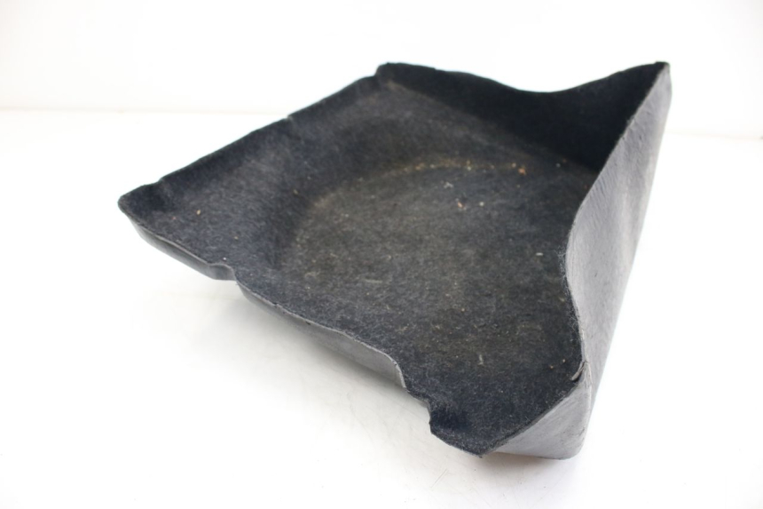 photo de TRUNK CARPET PIAGGIO X9 EVOLUTION 125 (2003 - 2007) - Alternative perspective