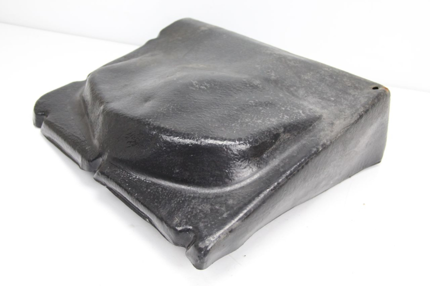 photo de UNDERSEAT CARPET PIAGGIO X9 125 (2000 - 2003) - Zoom on usage condition