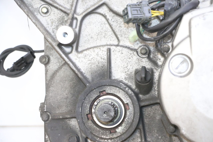 photo de ENGINE QUADRO 4 4D 350 (2015 - 2018) - Surface and material condition