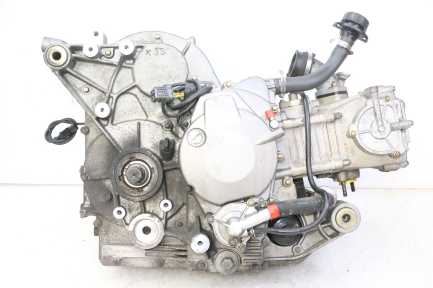 photo de ENGINE QUADRO 4 4D 350 (2015 - 2018) - Markings and original references