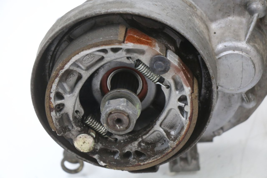 photo de ENGINE KYMCO AGILITY FR 2T 50 (2012 - 2017) - Fixing points details