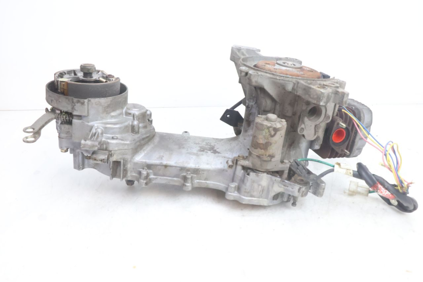 photo de ENGINE KYMCO AGILITY FR 2T 50 (2012 - 2017) - Detailed visual inspection