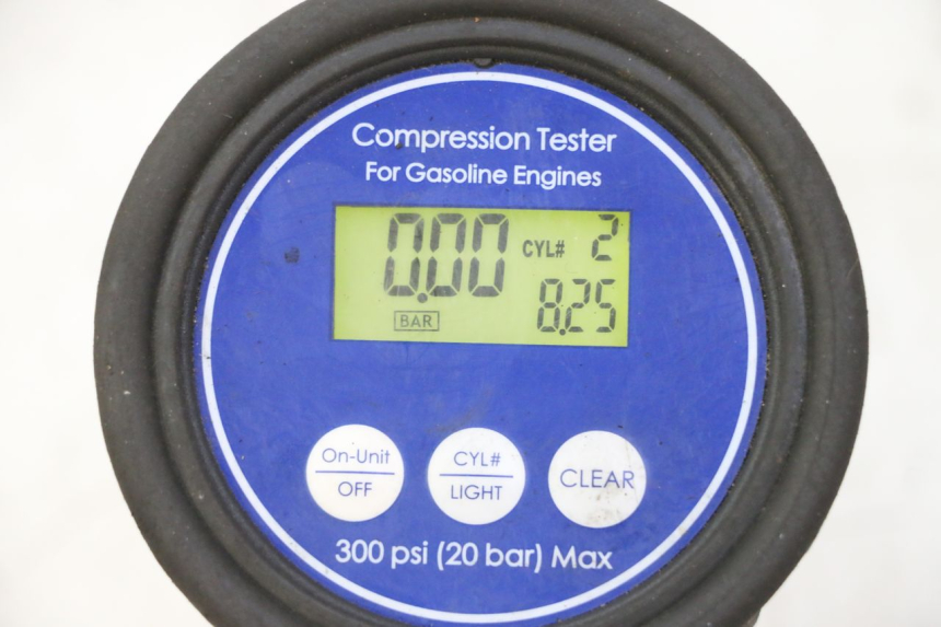 photo de ENGINE HYOSUNG GV AQUILA 125 (2000 - 2009) - Alternative perspective