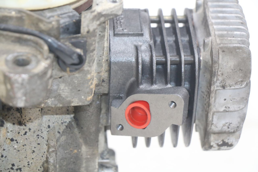 photo de ENGINE PGO BIG MAX 50 (2001 - 2009) - Fixing points details