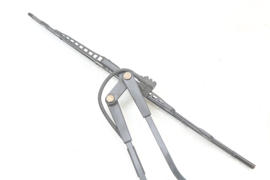 photo de SCREEN ENGINE BMW C1 125 (2000 - 2003) - Zoom on usage condition