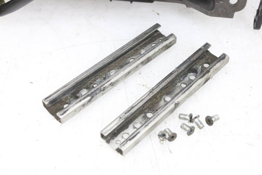 photo de ENGINE BUBBLE YAMAHA FJR ABS 1300 (2006 - 2012) - Component zoom