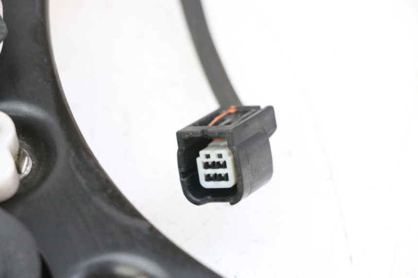 photo de SCREEN ENGINE HONDA FORZA 125 (2021 - 2025) - Component detail