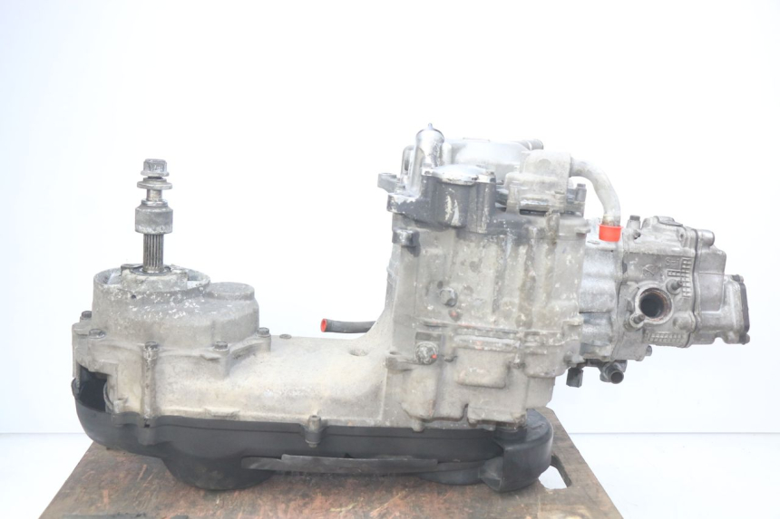 photo de ENGINE SUZUKI BURGMAN 125 (2007 - 2014) - Alternative perspective